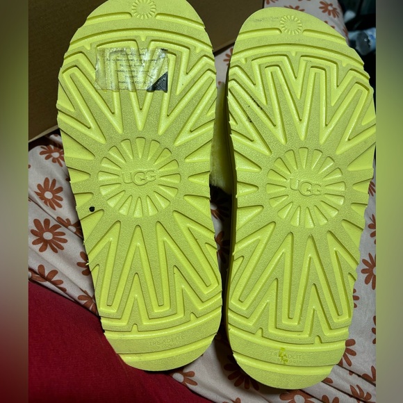 Ugg laton fur slide - Picture 6 of 6